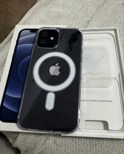 iPhone 12