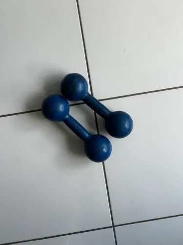 Par de halteres (4kg) cor azul