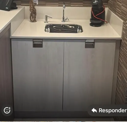 Belíssimo armário para área gourmet