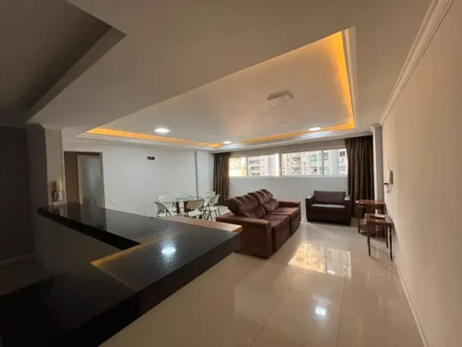Dono aluga Av Brasil excelente apartamento 3 quartos em Balneario Camboriu