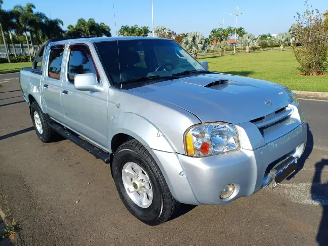 Nissan Frontier SE/ SE ONE CD 4X2 2.8 TDI Dies 2004