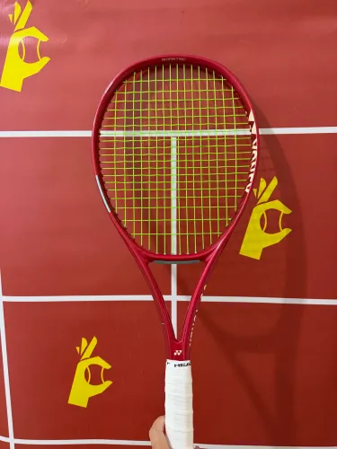 Raquete de Tênis Yonex Vcore 98 2026 