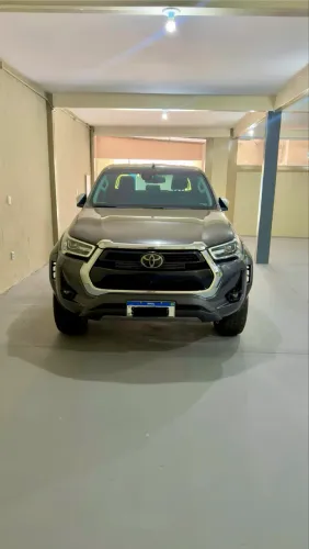 Toyota Hilux CD SRX 4X4 2.8 TDI 16V Diesel Aut. 2024
