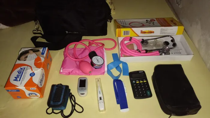 Kit de enfermagem completo rosa
