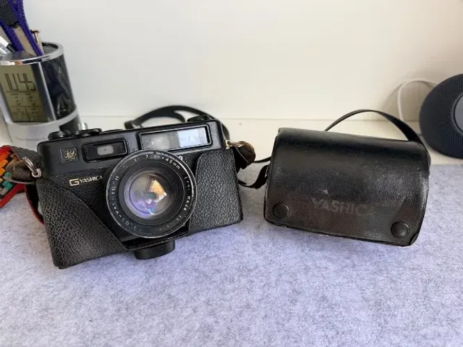 Yashica Electro 35 GTN e kit de lentes