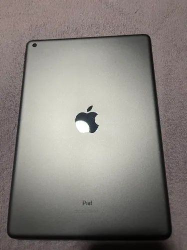 iPad Apple 9th Geração 10,2? Wi-Fi 64gb Prata