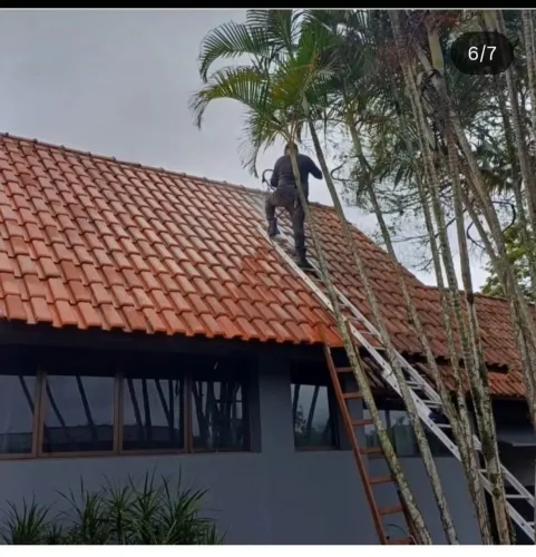 Lavação telhados e fechadas