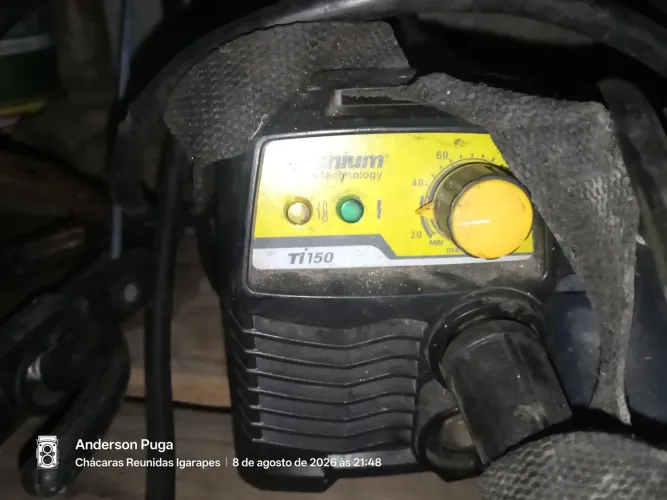 Máquina de solda inversora 150A