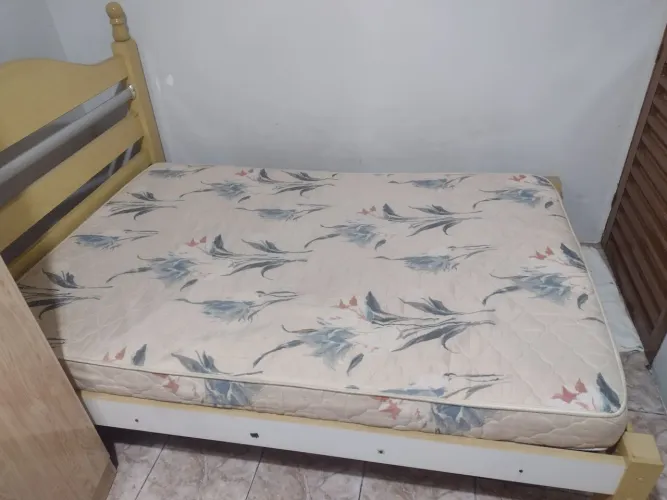 Cama de casal + colchão