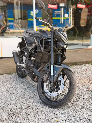Yamaha MT-03 ABS - Apenas 8.000 km Rodados - Impecável / Estado de Zero