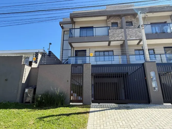 Sobrado com 3 dormitórios à venda, 169 m² por R$ 950.000,00 - Hauer - Curitiba/PR