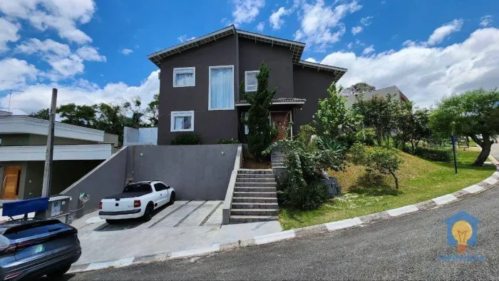 Casa à venda no condomínio Villa Rica