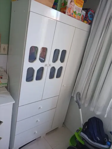 Guarda roupa infantil, Bebê Conforto e Carinho de bebê