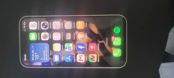 iPhone 14