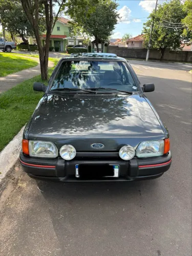 Ford Escort XR3 1.8 / 1.6 Beneton/form./laser 1989
