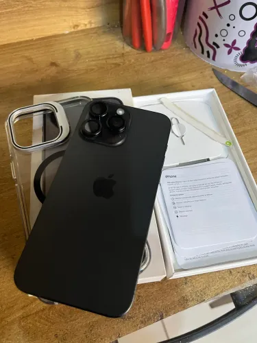 iPhone 15 Pro Max 256Gigas vendo ou troco