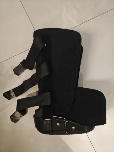 Bota Ortopédica (Robocop)