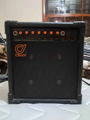 Amplificador Oliver GX-15