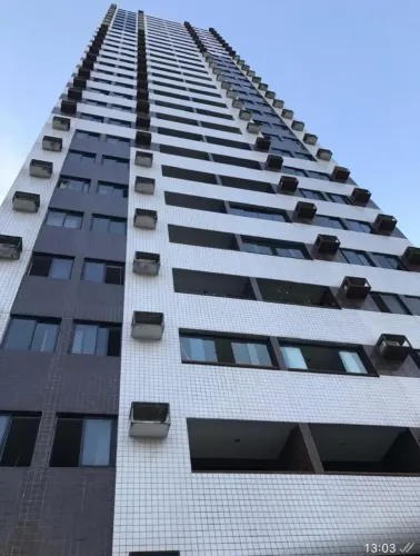 Imóvel para aluguel tem 93 metros quadrados com 3 quartos em Graças - Recife - PE
