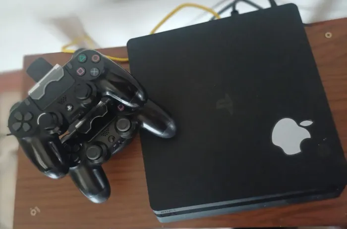 Vendo ou troco PS4