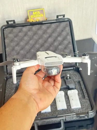 Drone Fimi 3 Baterias Case e Acessórios 