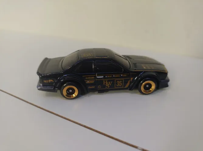 Carrinho Hotwheels BMW 635 CSI HWS Preto Loose Novo 1:64 Hot Wheels