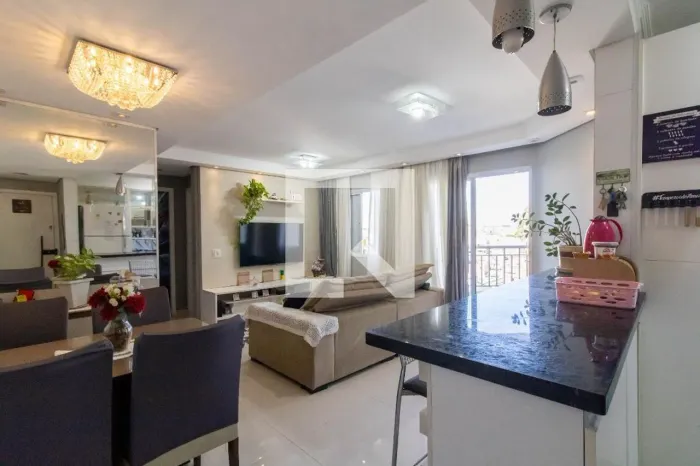 Apartamento à Venda - Vila Augusta, 2 Quartos, 65 m2