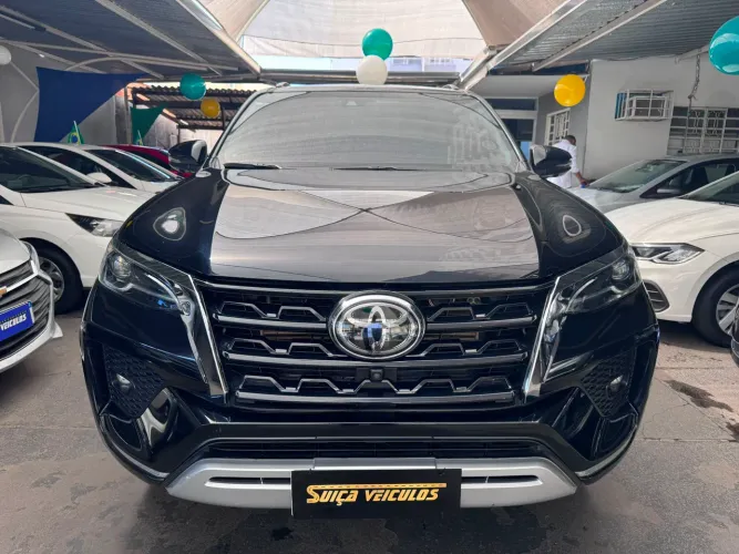 Toyota Hilux SW4 SRX 4X4 2.8 TDI 16V Dies. Aut. 2022