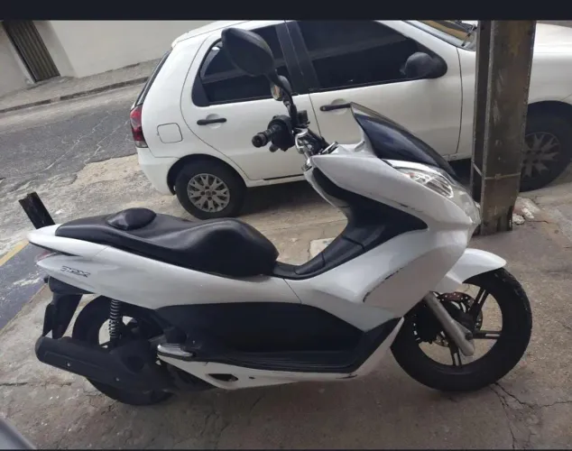 PCX 2015 com apenas 52mil rodados 