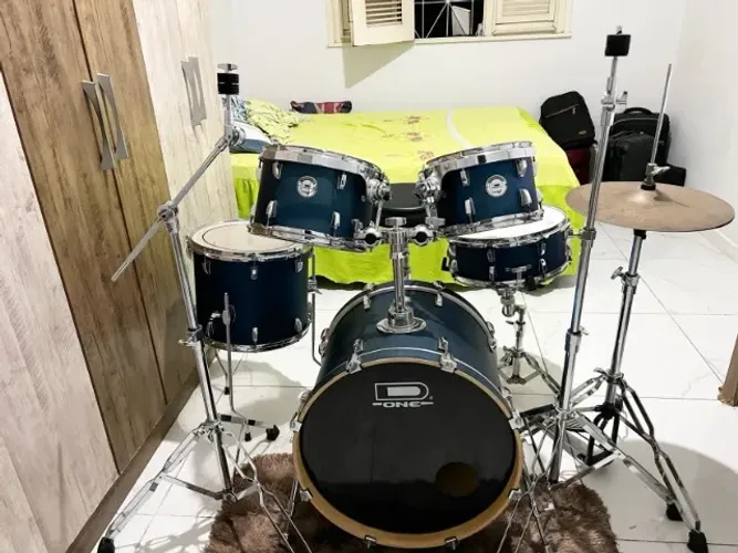 Bateria D One Rocket Blue aro 20 novíssima 