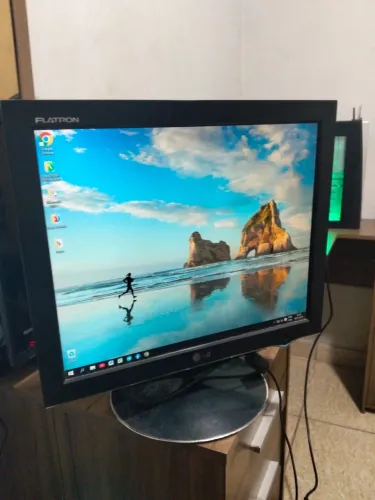 Monitor LG 21 polegadas
