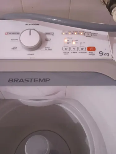 Vendo Máquina de Lavar Brastemp 9kg - Perfeito Estado (Sem Ferrugem)