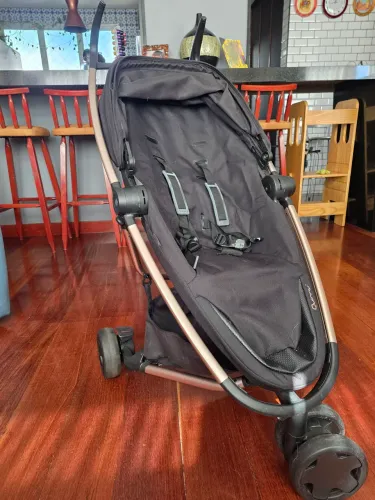 Carrinho Quinny Zap Flex + Moisés 