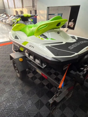 Vendo Jetski SeaDoo GTI 130