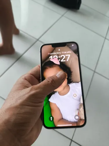 iPhone 13