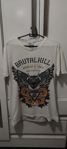 Camiseta branca Brutal Kill