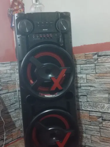Vendo som 1900w em perfeito estado