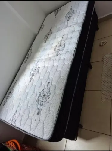 Vendo colchão de solteiro Gazin, Espuma, D33, 17cm de altura, apenas 1 mês de uso