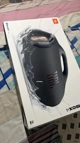 caixa de som bombox 4
