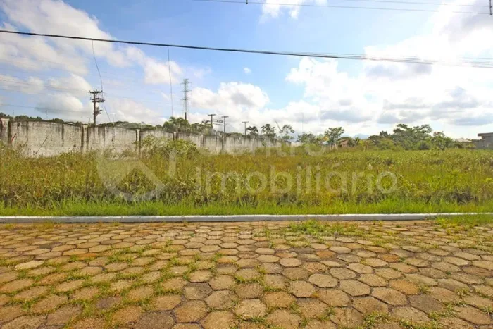 TERRENO à venda em Peruíbe, no bairro Bougainvillee V