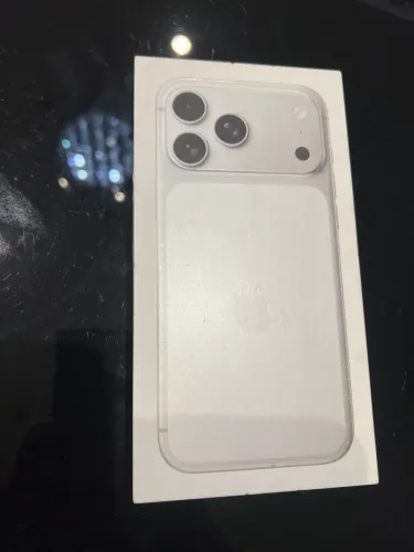 Vendo iPhone 17 pro Max. 256 g