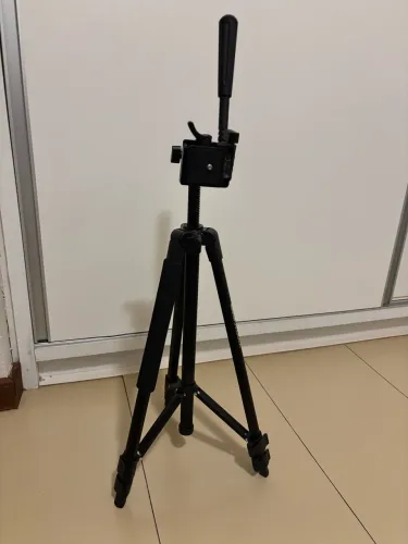 Tripé Universal Sunpak 5555DLX para Celular e Câmera (Com Caixa)