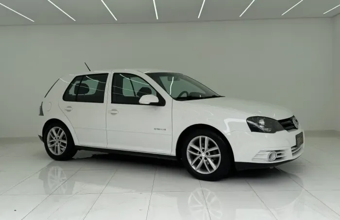 Volkswagen Golf Sportline 1.6 MI Total Flex 8V 4P 2011