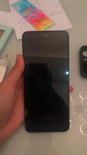 Vendo celular xiaomi redmi 12