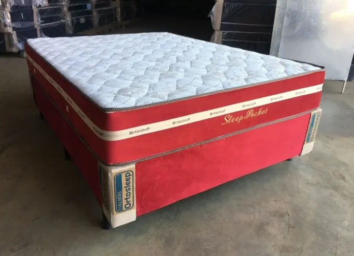 Cama casal molas ensacadas - Vermelha 