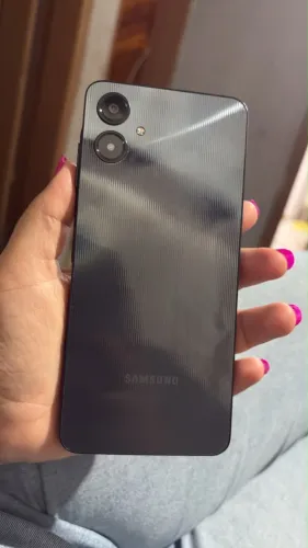 Vendo A06 excelente estado