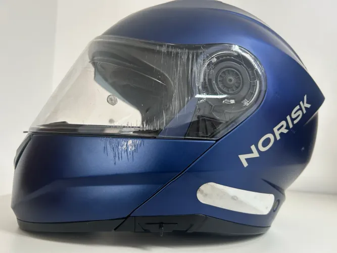 Capacete Notisk
