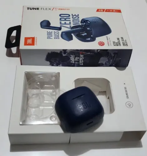 Fone De Ouvido Bluetooth JBL Tune Flex