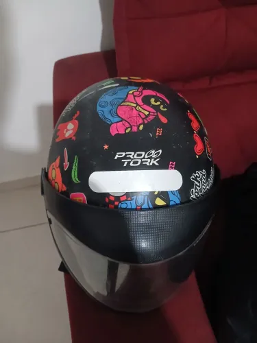 Capacete