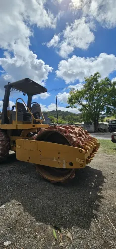 Desapego Hoje Rolo Compactador Caterpillar CS423E 2 Dono